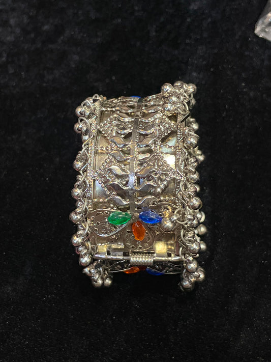 Multicolor Antique Bracelet